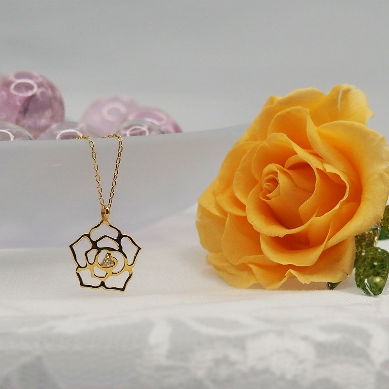K18 ダイヤモンド薔薇ペンダントネックレス HH018729の返礼品詳細 | JR