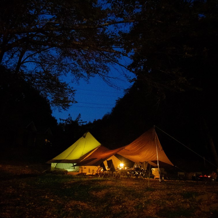 [キャンプ]GAKU金野キャンプフィールドペア手ぶらキャンプ体験
